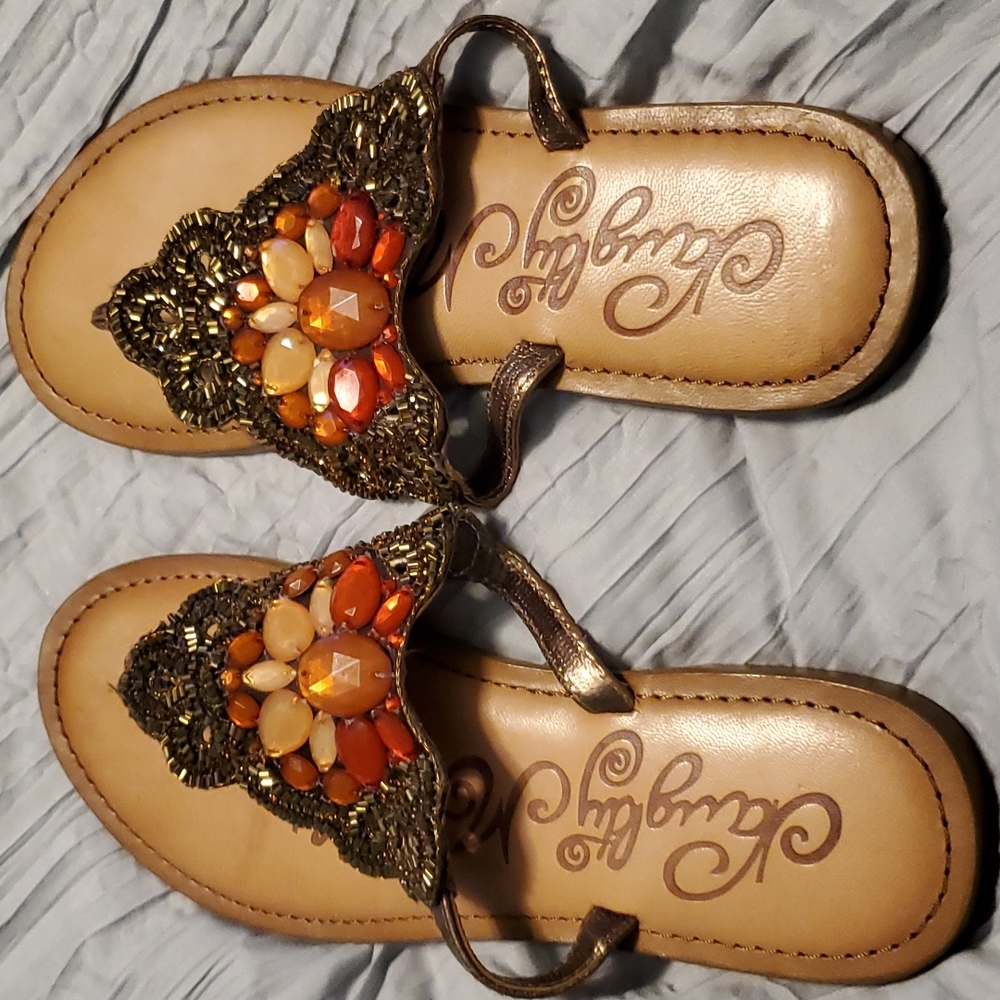 Naughty Monkey 🐒  size 6.5 Coral Jewels and Bronze Sequins Buckle Store